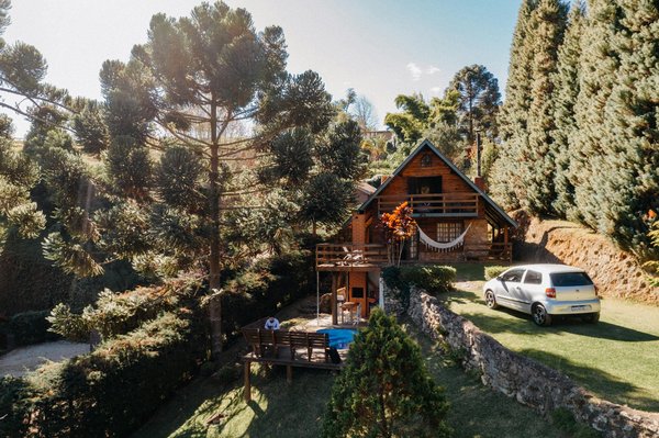 Exploring Norfolk's Premier Art Galleries Showcasing Homegrown Talent